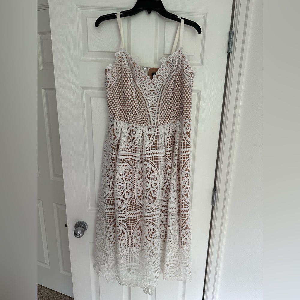 City Chic Fancy Free Ivory Lace Dress, Plus sized-Small/16